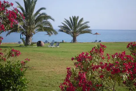 Natura Beach Hotel in Πόλις Χρυσοχούς — foto 4