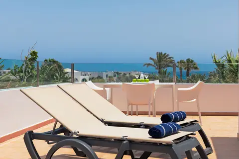 H10 Suites Lanzarote Gardens in Teguise — foto 13