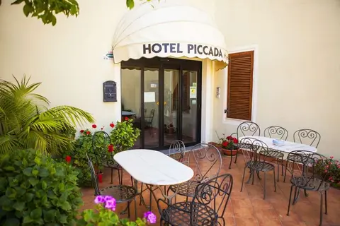 Hotel Piccada in Palau — foto 10