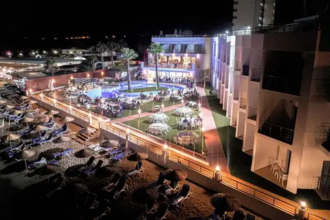 Mimoza Beach Hotel in Yeniboğaziçi — foto 25