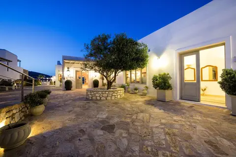 Saint Andrea Paros Seaside Resort in Νάουσα — foto 30