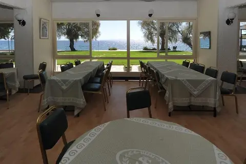 Siagas Beach Hotel in Agioi Theodoroi — foto 20