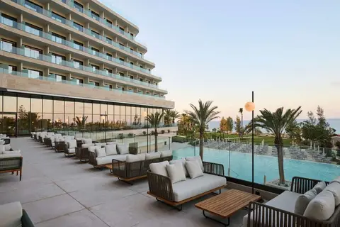 Sunrise Emerald Hotel in Παραλίμνι — foto 17