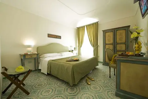 Hotel Margherita Praiano in Praiano — foto 17