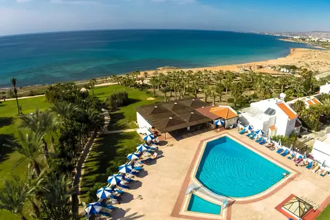 Helios Bay Hotel and Suites in Paphos — foto 30