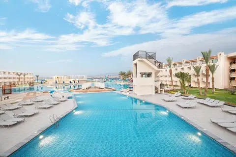 The V Luxury Resort Sahl Hasheesh in The V Luxury Resort Sahl Hasheesh — foto 11