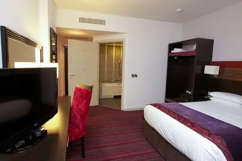 Clayton Hotel Cardiff in Cardiff — foto 5
