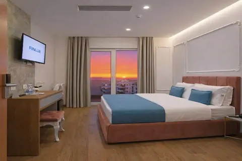 Hotel Martiness in Durres — foto 27