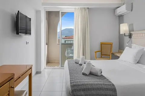 Glaros Beach Hotel in Chersonisos Municipal Unit, foto 2