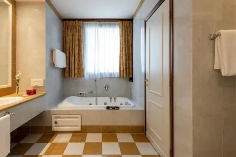 Leonardo Hotel Milan City Center in Milaan — foto 9