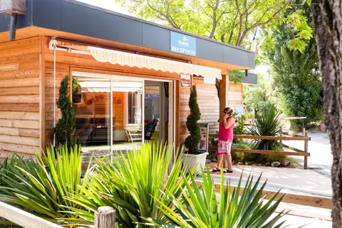 Camping Le Val De Cesse foto 8