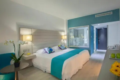 King Evelthon Beach Hotel and Resort in Paphos — foto 8
