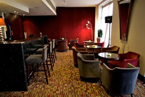 Park City Grand Plaza Kensington in Londen, foto 7