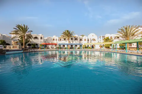 Arabella Azur in Hurghada — foto 39