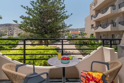 Themis Beach in Gouves Municipal Unit — foto 5