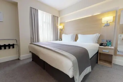 Holiday Inn Kensington High Street - incl. voetbalticket in Londen, foto 3
