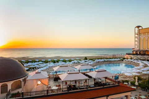 Alua Helios Bay in Обзор — foto 17