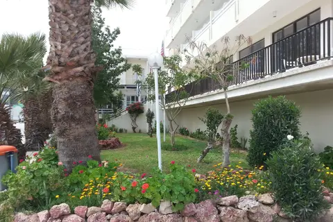 Marion in Πόλις Χρυσοχούς — foto 2