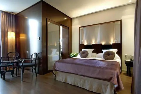 VINCCI Palace in Valencia — foto 2