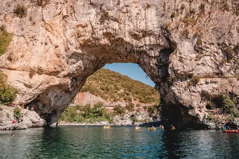 Camping Collection Rivages Rives D Arc in Vallon-Pont-d'Arc — foto 16