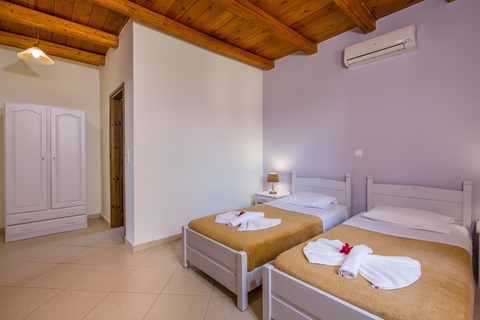 Ellotis Villas foto 17