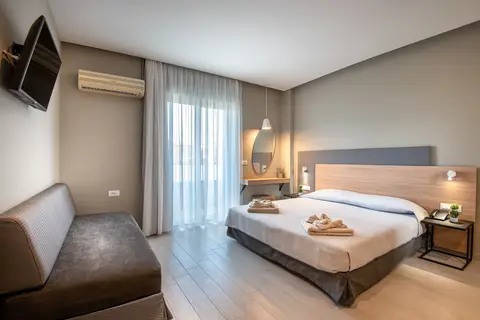 Sunday Hotel in Ιαλυσός — foto 16