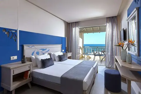 Castello Boutique Suites By The Sea in Σίσι — foto 3