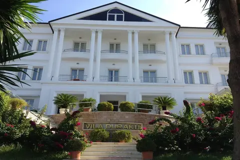 Vila Duraku in Sarandë