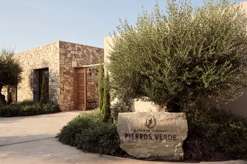 Pierros Verde Private Suites in Agios Sostis — foto 12