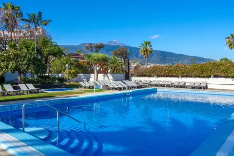 O7 Tenerife in Puerto De La Cruz — foto 5