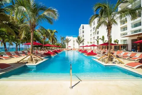 S Hotel Jamaica in Montego Bay