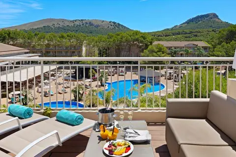 Viva Cala Mesquida Suites & Spa in Capdepera — foto 6