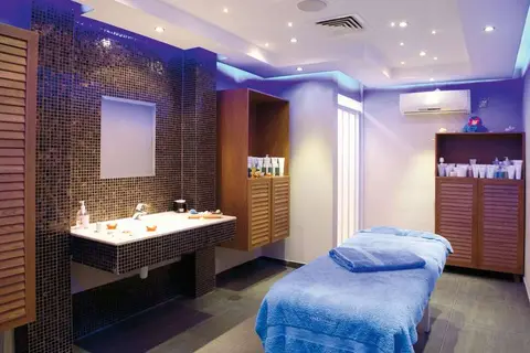 Atlantica Miramare Beach Hotel in Limassol — foto 13