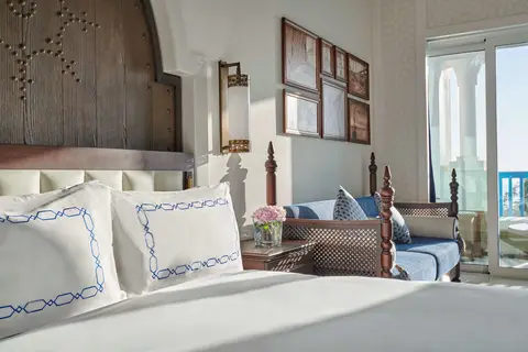 Hilton Salwa Beach Resort & Villas in أبو سمرة — foto 28