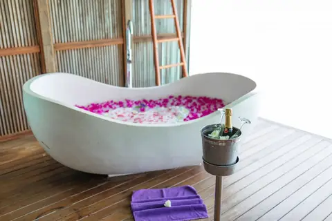 Veligandu Maldives Resort Island in ރަސްދޫ — foto 11