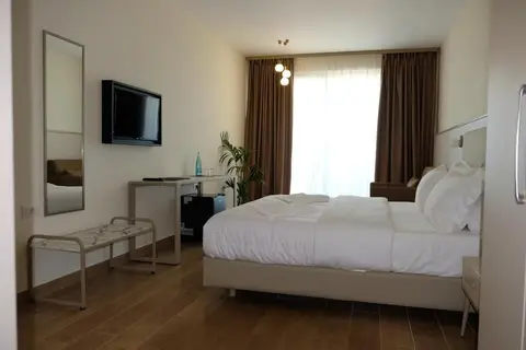 Fllad Resort & Spa in Golem, foto 24