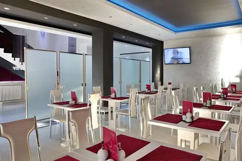 Side One Design Hotel in Zemun Urban Municipality, foto 11