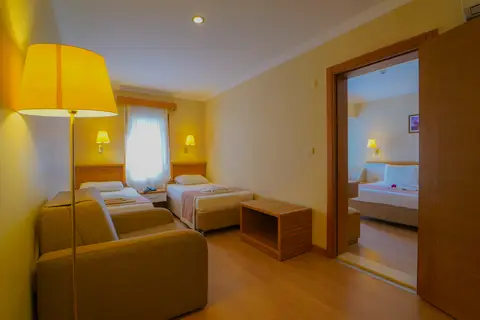 Aes Club Hotel in Bergama — foto 13
