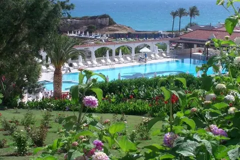 Denizkizi Hotel in Alsancak — foto 5