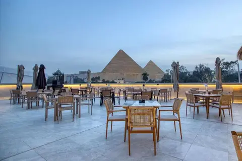 La Boutique Hotel Vue Des Pyramides in كفرة نصار