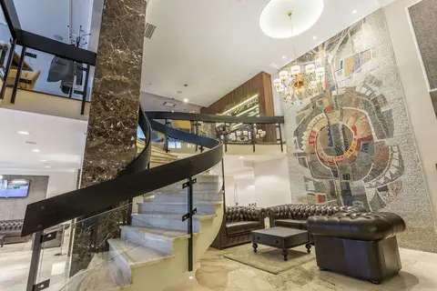 Hotel Royal Inn in Belgrado — foto 14