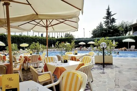 Hotel Du Parc in Sirmione — foto 7