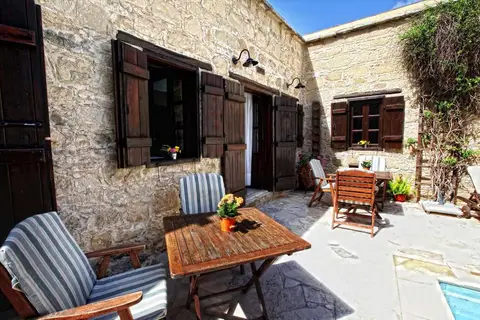 Leonidas Village Houses in Goudi — foto 9