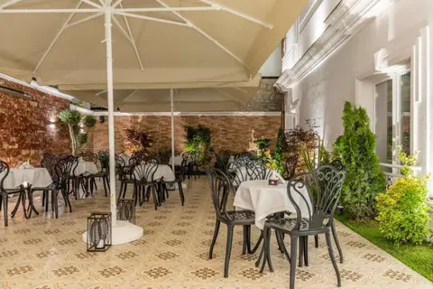 Moenia Boutique Hotel in Durrës, foto 14