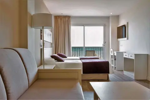Hotel Brisa Marina in Sant Llorenç des Cardassar — foto 13