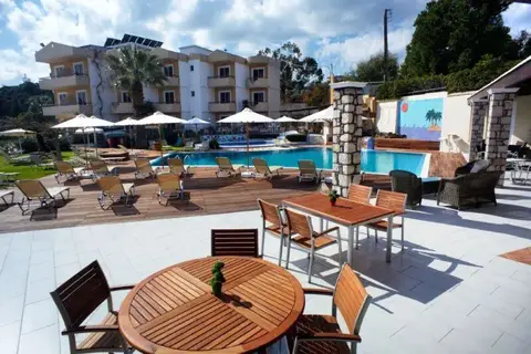 Venezia Resort in Φαληράκι