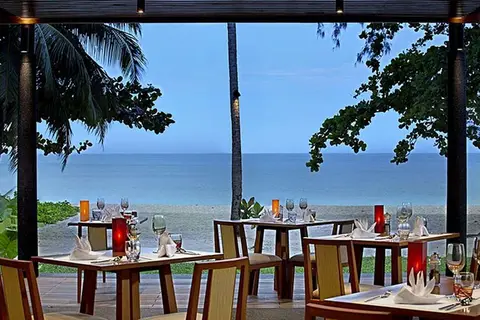 Outrigger Khao Lak Beach Resort in คึกคัก — foto 5