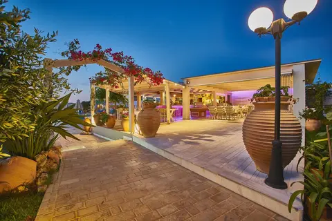 Hotel Golden Bay in Δημοτική Ενότητα Μαλίων — foto 11