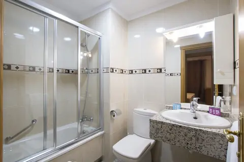 Apartamentos Nuria Sol in Fuengirola — foto 2