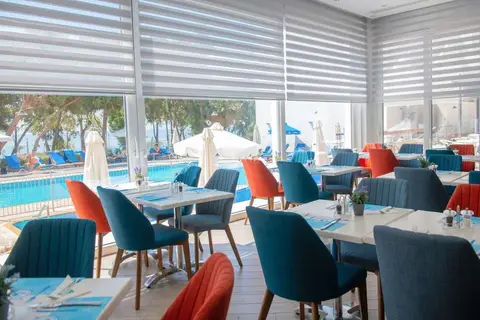 Park Beach Hotel in Γερμασόγεια — foto 6